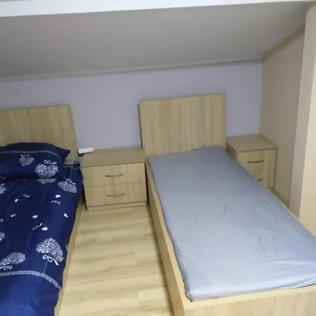 Czerwone Maki 2 Lazienki 5 Pokoi Kuchnia - Noclegigrodziskpl 792-535-535 Farm stay