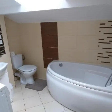 Bauernhof Czerwone Maki 2 Lazienki 5 Pokoi Kuchnia - Noclegigrodziskpl 792-535-535