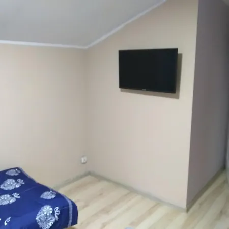 Czerwone Maki 2 Lazienki 5 Pokoi Kuchnia - Noclegigrodziskpl 792-535-535 Farm stay *