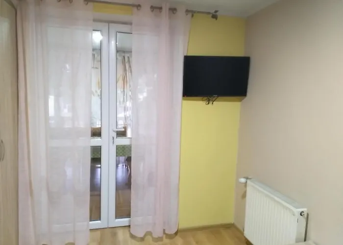 Farma Czerwone Maki 2 Lazienki 5 Pokoi Kuchnia - Noclegigrodziskpl 792-535-535 *