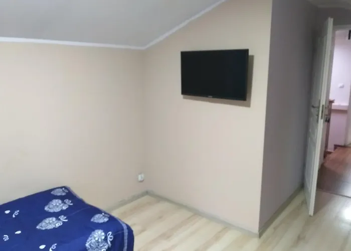 Czerwone Maki 2 Lazienki 5 Pokoi Kuchnia - Noclegigrodziskpl 792-535-535 Farma *