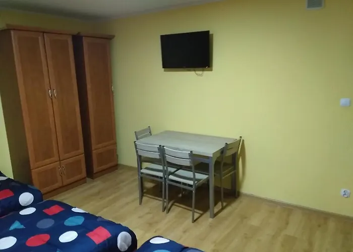 Czerwone Maki 2 Lazienki 5 Pokoi Kuchnia - Noclegigrodziskpl 792-535-535 Farma Grodzisk Mazowiecki